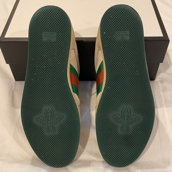 GUCCI Men US 9.5/UK 9 Screener GG Sneaker Made to Look Worn; White/Green/Red - Picture 5 of 9
